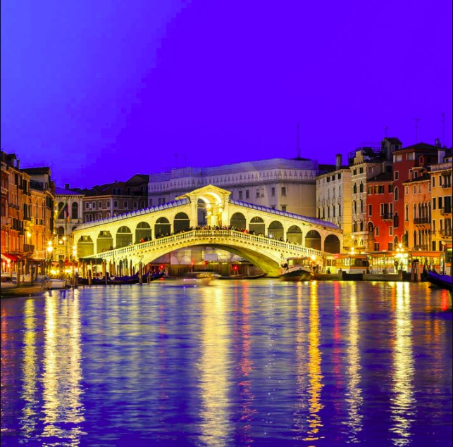 Advent 2025.: Verona, Venecija i Trst (3 dana) 27.12.25. 235 eur
